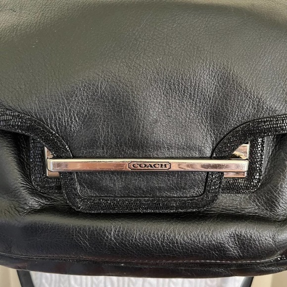COACH Vintage Taylor Leather Flap Bag in Black strap included 12L x 4.5W x 9H - Picture 8 of 14